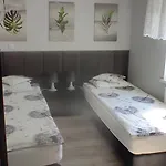 Aura * Lewin Klodzki