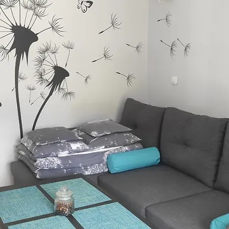 Aura Apartment *